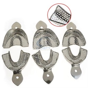 CLASTY INSTRUMENTS Plateau d'empreinte dentaire inférieur perforé en acier inoxydable réutilisable autoclavable mandibulaire pour alginate Classe I CE - Product Image 1