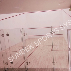 Parquet en bois Sundek Air Cush pour terrain de squash, système intérieur stable conforme aux normes FIBA, écologique, épaisseur personnalisable disponible - Product Image 2