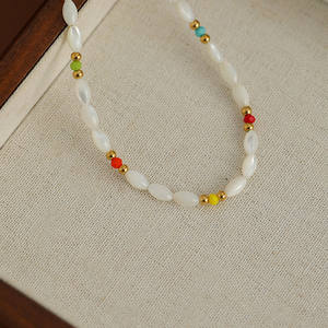 Collar de Cadena con Cuentas de Cristal Colorido, Diseño de Nicho Ligero, Moda de Alta Gama, Temperamento Popular, Cadena para Clavícula - Product Image 2