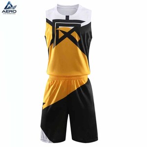 Uniforme de Baloncesto Amarillo y Negro 2026, Estilo Cuello Redondo, Hecho en Pakistán, Ropa Deportiva, Logotipo Personalizado, Mejor Calidad, Estilo Más Reciente - Product Image 2