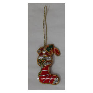 Ornement de Noël en forme d'étoile en tissu de haute qualité, broderie dorée Zari, avec travail de perles, utilisé pour offrir en cadeau - Product Image 2