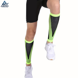 Manchons de compression durables pour la récupération musculaire et la stabilité, manchons de compression pour mollets anti-humidité pour la course à pied et le cyclisme - Product Image 1