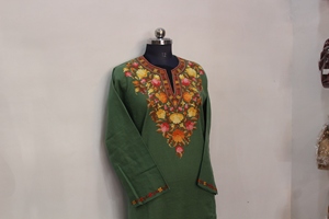 Green Embroidered Kurta Floral neckline Long Sleeve Indian Pakistani <b>Top</b> for Women - Product Image 3