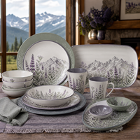 Collection de vaisselle à motifs bleus et blancs avec tasses, bols, assiettes pour la restauration en plein air, ensemble de vaisselle en mélamine