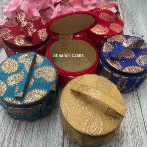 Belle boîte ronde de broderie à la main avec fermeture à glissière boîte de bracelet à bijoux de stockage en soie avec fermeture à glissière pour accessoires pour femmes - Product Image 6