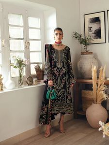 Salwar Kameez en coton bordeaux pour femme Fashionista International avec broderie florale blanche pour pantalon palazzo imprimé traditionnel - Product Image 6