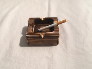 Cendrier en bois fait main, cendrier décoratif en bois massif pour table, cendrier rond en bois avec plusieurs supports pour cigarettes - Product Image 3