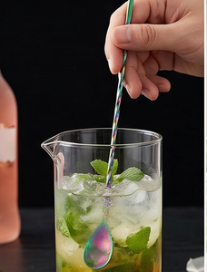 Agitateurs à cocktails élégants en acier inoxydable avec poignée torsadée, outils de bar modernes pour mélanger les boissons, cuillère à mélanger réutilisable - Product Image 4