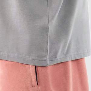 Camiseta de Algodón Gris Extra Grande para Hombre, Cuello Redondo, Manga Corta, Color Sólido, Estilo Casual - Product Image 6