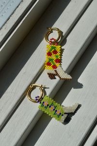 Stylish Classic Eco-Friendly Handmade Embroidered Beadwork <b>Keychain</b> for Handbags Backpacks and Wallets - Product Image 4