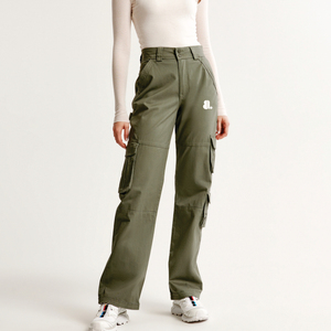 Pantalon cargo taille haute pour femme, vert uni, en toile, coupe ample, longueur intégrale, avec poches, style utilitaire, tissu respirant - Product Image 1