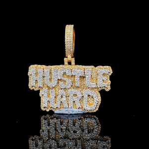 Colgante Personalizado de Moissanita Hustle Hard Iced Out, Joyería Hip Hop, Colgante de Letra de Moissanita Chapado en Oro, Amuleto Bling Estilo Urbano - Product Image 1