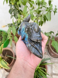 Escultura de Labradorita Camaleón |   Figura de Animal Tallada a Mano en Piedra Preciosa para Coleccionistas y Minoristas de Regalos, Decoración Feng Shui para el Hogar - Product Image 6
