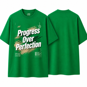 เสื้อยืดแขนสั้นสีเขียวสำหรับผู้ชาย คอกลม ทรงปกติ พิมพ์ลายตัวอักษร ดีไซน์ลำลอง ระบายอากาศได้ดี ผ้าฝ้ายเจอร์ซีย์ - Product Image 1