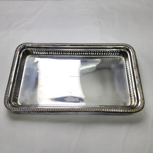 ถาดเสิร์ฟสี่เหลี่ยมสแตนเลสสตีลขัดเงาพร้อมขอบประดับลูกปัดอย่างประณีต – ถาดเสิร์ฟบุฟเฟ่ต์ระดับมืออาชีพสำหรับโรงแรม - Product Image 5