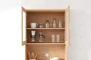 Meuble de cuisine moderne en mélamine Essence K204 avec plan de travail en marbre blanc, panneau de particules écologique, résistant à l'eau, 2 tiroirs en acrylique - Product Image 2