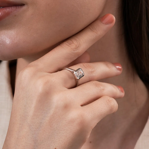 Bague de fiançailles pour femme en diamant de laboratoire taille émeraude serti clos, certifiée VVS2, bague de mariage solitaire en diamant, bijoux fins pour elle - Product Image 5