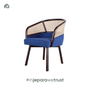 Fauteuil moderne de luxe en teck courbé avec rotin naturel imperméable pour salle à manger, extérieur, salon ou causeuse. - Product Image 5