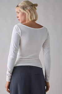 Camiseta Henley de Manga Larga para Mujer, 100% Algodón, Corte Ajustado, Diseño Personalizado, Estampado, Moda Boutique, Cuello Redondo, Estilo Baby Tee - Product Image 3