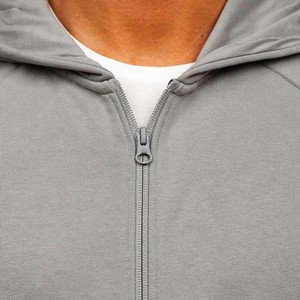 Sudadera con Capucha y Cierre para Hombre, Color Gris, Manga Raglán, Estilo Casual, Corte Regular, Material de Algodón French Terry, Estilo Otoñal - Product Image 4