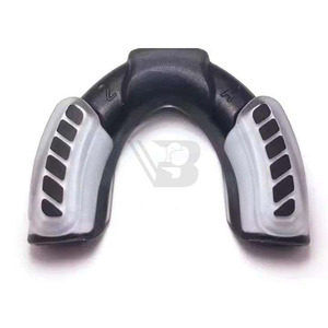 Protector Bucal de Boxeo con Diseño Personalizado, Material de Silicato/Sílice Fundida, Ecológico, Protección Superior, Set Combinado - Product Image 3