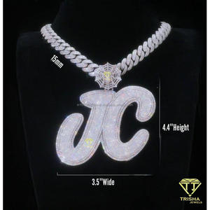 จี้เพชรโมอิสซาไนต์รูปตัวอักษรแบบกำหนดเองจาก Trisha Jewels เงินแท้ 925 ชุบโรเดียม สร้อยคอฮิปฮอปแบบหนา พร้อมโซ่คิวบัน รับรองโดย GIA - Product Image 5