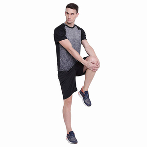 OEM Men's <b>Raglan</b> <b>T</b> <b>Shirt</b> Plain Contrast <b>Sleeve</b> Custom Apparel Quick Dry <b>T</b>-<b>Shirt</b> Casual Style <b>T</b>-<b>Shirt</b> Short <b>Sleeve</b> <b>T</b>-<b>Shirt</b> - Product Image 4