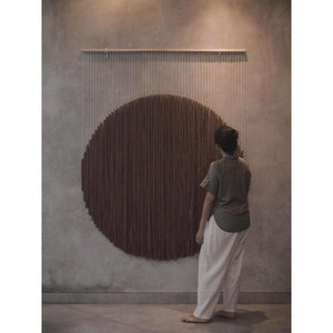 Fantástico Tapiz de Macramé Circular Minimalista, Decoración Abstracta con Patrón Vertical para la Sala de Estar - Product Image 3