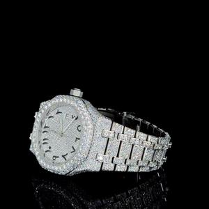 Montre-bracelet de luxe en argent sertie de diamants, cadran entièrement orné de diamants et chiffres uniques, bracelet élégant et scintillant pour homme - Product Image 5