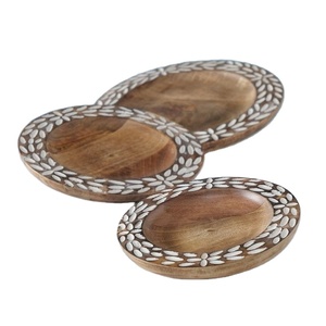 Assiette incrustée de nacre en bois de manguier Plat décoratif artisanal pour décoration de table Service de salle à manger élégant Plateau de cuisine Cadeau - Product Image 1