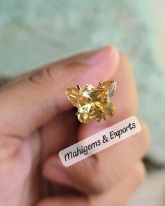 2 piezas de moissanita amarilla con corte de mariposa, forma única y elegante, mariposa facetada para pendientes o anillos, etc. - Product Image 5