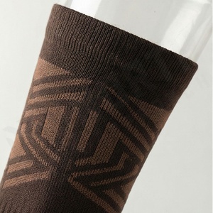 <b>Knee</b> <b>High</b> Compression <b>Socks</b> Geometric Pattern Breathable Running Athletic Support Adult Autumn Sport <b>Socks</b> - Product Image 4
