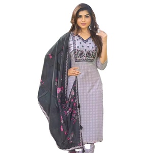 Hilo de impresión de rayón y trabajo hecho a mano con Organza Dupatta para venta en línea - Product Image 1