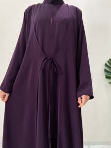 Robe longue modeste musulmane faite à la main, en polyester léger et respirant, avec col en V, ornée de perles et de sequins, idéale pour l'Aïd. - Product Image 2