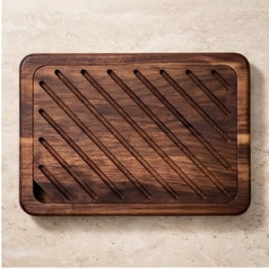 Planche à découper en bois d'acacia écologique avec récupérateur de miettes, design durable pour la cuisine - Product Image 2