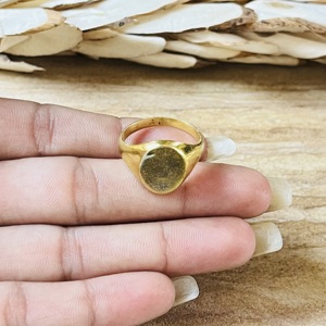 Classic Design Signet <b>Rings</b> Minimalist Brass Jewelry Men 18k Gold Plated <b>Blank</b> Smooth Band Custom Geometric <b>Ring</b> Wholesale/OEM - Product Image 2