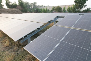 Estructura de Montaje en Poste Galvanizada por Inmersión en Caliente para Sistemas Solares Terrestres |   Sistema de Montaje de Paneles Solares de Alta Resistencia - Product Image 2