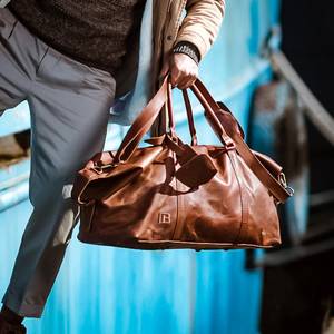 กระเป๋าเดินทางหนังแท้สไตล์เรโทร ดัฟเฟิลวีคเอนเดอร์ ขนาดใหญ่ น้ำหนักเบา มีซิป พกพาสะดวก สำหรับการเดินทางบ่อยๆ - Product Image 1