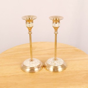Candelabro de Aluminio de Diseño con Acabado Pulido Espejo para una Mesa de Comedor Elegante y Decoración de Interiores - Product Image 1