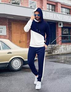 ชุดเซ็ทลำลองสำหรับผู้ชาย 2 ชิ้น เสื้อฮู้ดดี้และกางเกงวอร์ม แบรนด์ Superior international เหมาะสำหรับใส่เล่นกีฬา วิ่งจ๊อกกิ้ง หรือใส่ลำลองทั่วไป - Product Image 4