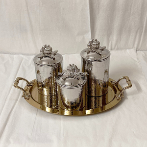 Bocaux de rangement cylindriques empilables en acier inoxydable, finition PVD or effet martelé, fait main, avec plateau pour table à manger - Product Image 3