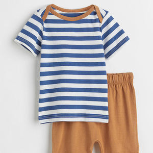 Ensemble assorti t-shirt et short imprimés pour enfants, tenue d'été confortable et décontractée pour tous les jours - Product Image 6