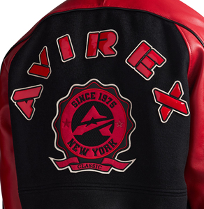 Chaqueta Varsity Negra y Roja para Hombre Avirex, con Logotipo Bordado en Cuero, Cierre Frontal, Estilo Casual para Otoño - Product Image 5