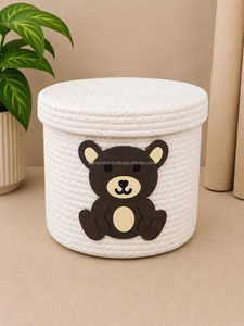 Panier de rangement doux pour bébé en corde de coton tressée, motif ours moderne, avec poignée écologique, gris et blanc, pour jouets de crèche, style boutique - Product Image 2