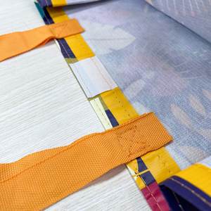 Bolsa de Hombro con Cierre de Cremallera, Fabricada con RPET, Laminada y Personalizada, de Tela No Tejida Spunbond de Vietnam, con Asas de PP, Gran Capacidad, con Impresión de su Propio Logotipo - Product Image 6