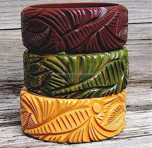 Infinity Spark Resin Bangle for Women Elegant Handcrafted Accessory with Iridescent Shine <b>Cute</b> Style Jewelry Collection - Product Image 4