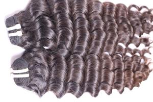 Extensiones de Cabello Ondulado Profundo, Color Negro Natural, 100% Cabello Humano Virgen, Doble Trama, Sin Enredos, Sin Caída, Venta al Por Mayor - Product Image 3