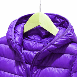 Chaqueta Acolchada de Lona para Hombre de Alta Calidad, con Cuello Alto, Logotipo Frontal, Capucha, Transpirable, Resistente al Viento, Logotipo Personalizado, Profesional - Product Image 3