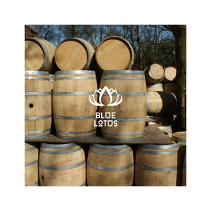 Baril de vieillissement en bois de chêne vintage de qualité alimentaire, approuvé par les clients, 200L, 300L, 500L, pour le vieillissement de la bière, les bains de glace et l'utilisation commerciale - Product Image 1