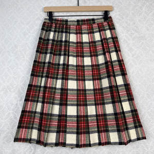 Jupe écossaise plissée en laine à carreaux Stewart pour femme, taille personnalisée, style kilt d'écolière des années 60 - Product Image 5
